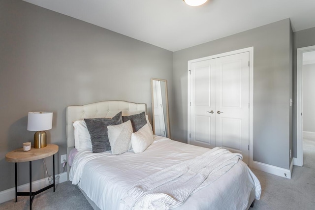 1826 Seven Pines Ln, Chattanooga, TN 37415 - bedroom with carpet flooring, baseboards, and a closet