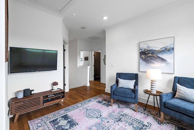 613 Ladd Ave, Chattanooga, TN 37405 - living area featuring ornamental molding, attic access, recessed lighting, and wood finished floors