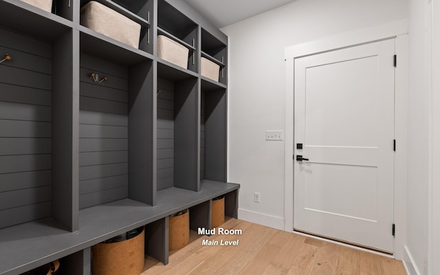 6949 Sawyer Rd, Signal Mountain, TN 37377 - mudroom with light wood-style flooring and baseboards