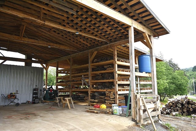 view of outdoor structure