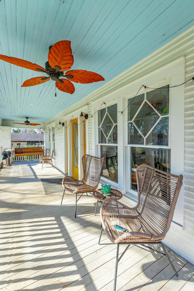 225 Hemphill Ave, Chattanooga, TN 37411 - wooden terrace featuring covered porch and a ceiling fan