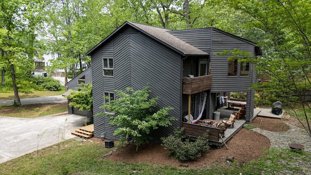 612 Carolina Ave, Signal Mountain, TN 37377 - view of home's exterior featuring roof with shingles