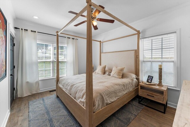 332 Oliver St, Chattanooga, TN 37405 - bedroom featuring ornamental molding, wood finished floors, and a ceiling fan