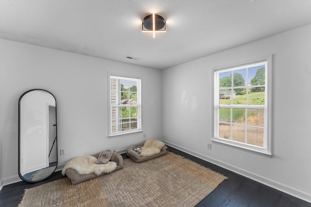 332 Oliver St, Chattanooga, TN 37405 - unfurnished bedroom with dark wood finished floors and baseboards