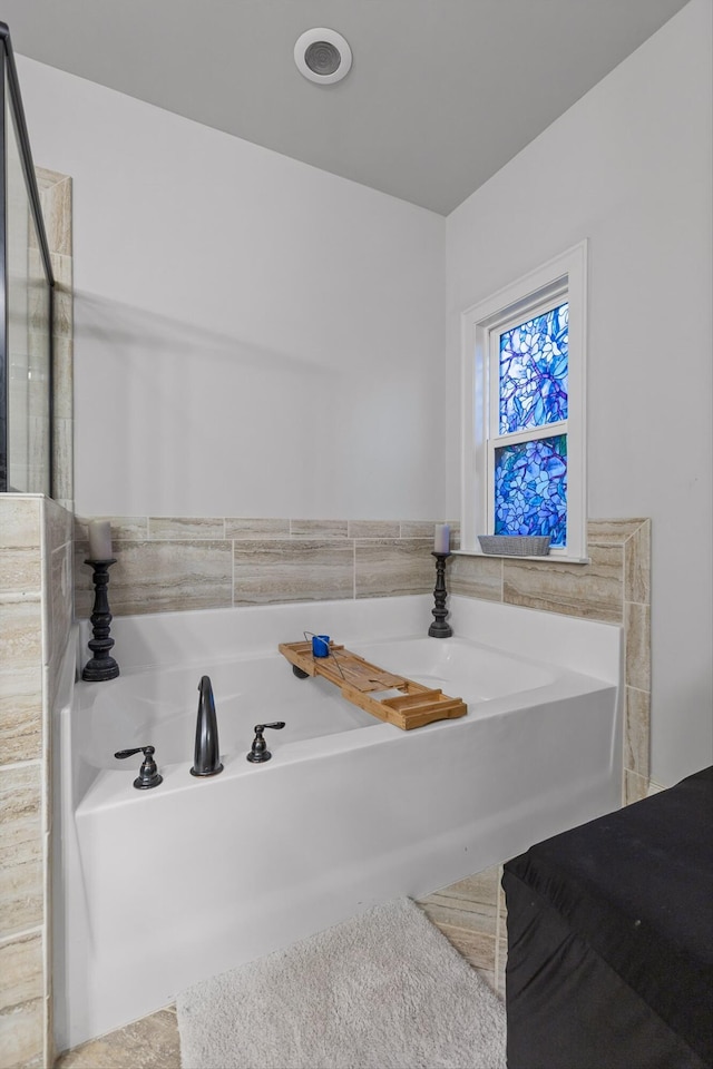 9726 Haven Port Ln, Ooltewah, TN 37363 - bathroom featuring a garden tub