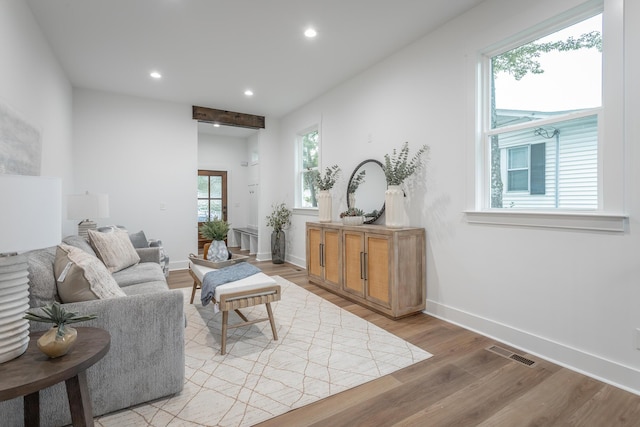 2111 Ivy St, Chattanooga, TN 37404 - living area with recessed lighting, baseboards, visible vents, and light wood-type flooring