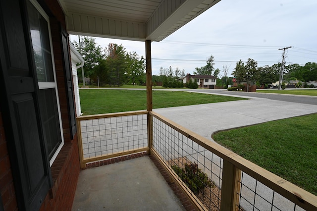 balcony featuring a porch