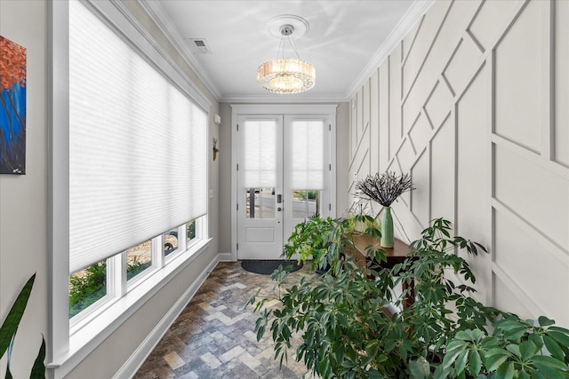 1383 Carrington Way, Chattanooga, TN 37405 - foyer entrance with a notable chandelier, baseboards, a wealth of natural light, visible vents, and crown molding