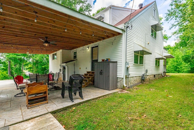 204 Lee-Gordon Mill Rd, Chickamauga, GA 30707 - view of patio with a ceiling fan