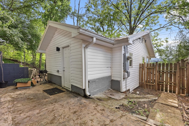 618 Hamilton Ave, Chattanooga, TN 37405 - view of outbuilding featuring fence