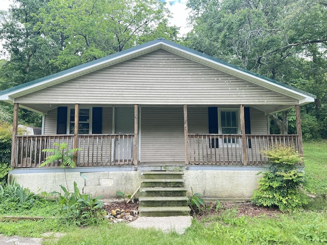 view of front of property with a porch