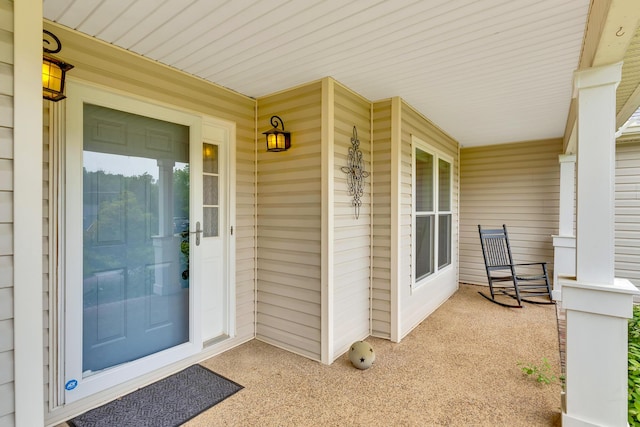 802 Creek Overlook Rd, Chattanooga, TN 37415 - view of exterior entry featuring covered porch