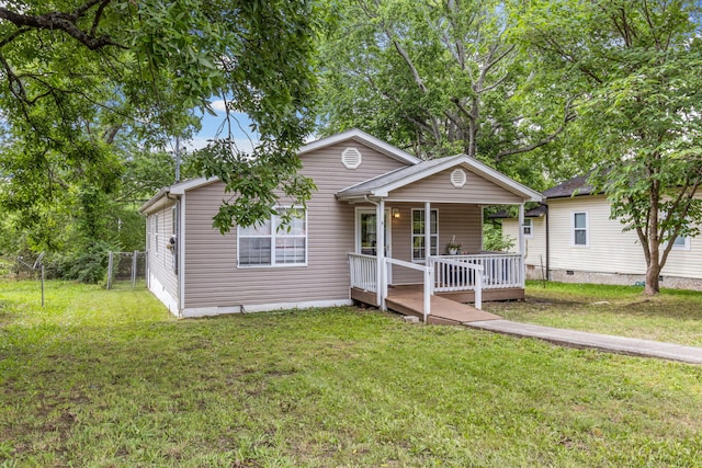2121 Davenport St, Chattanooga, TN 37406 - view of front of home with a porch and a front yard