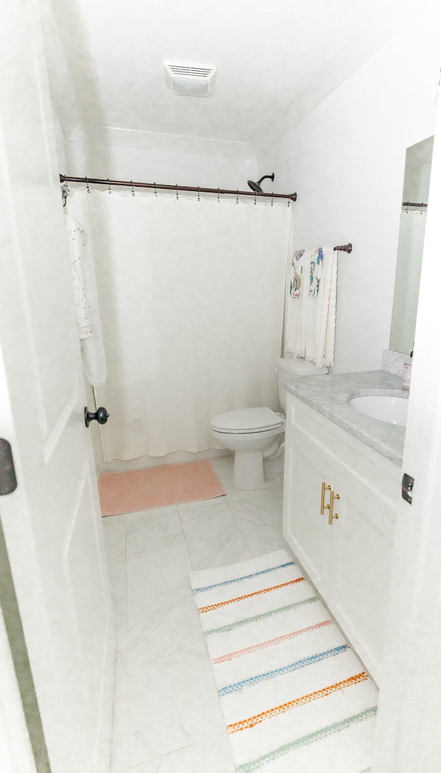 9405 Peppy Branch Trl, Apison, TN 37302 - full bath featuring toilet and vanity