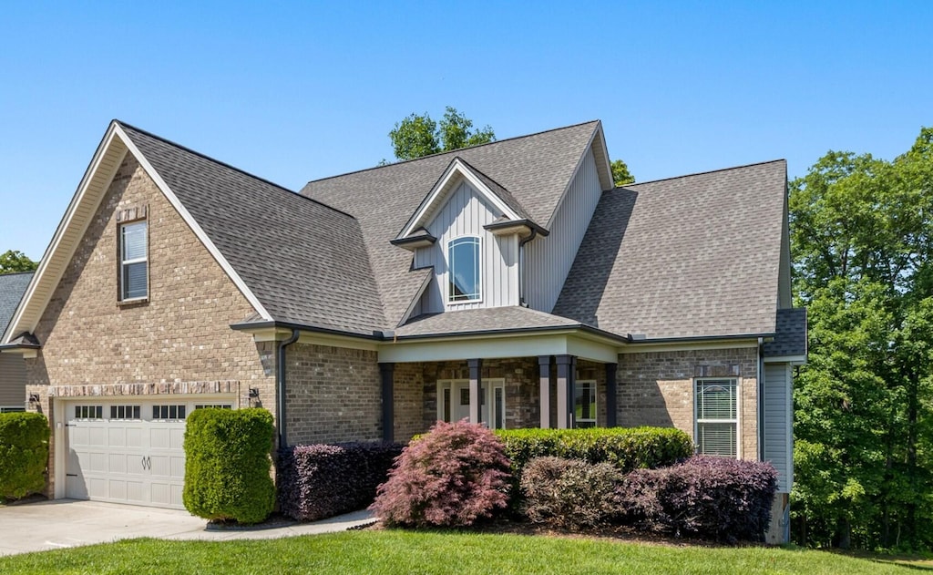 9636 Shooting Star Cir, Soddy Daisy, TN 37379 - photo 1