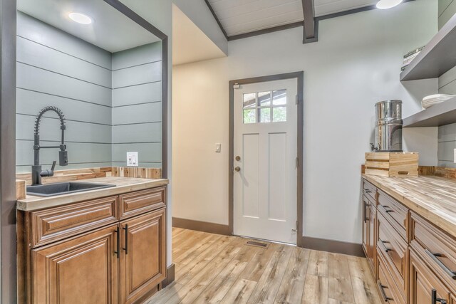 1301 W Morton Dr, Dalton, GA 30720 - entryway with light wood finished floors and baseboards