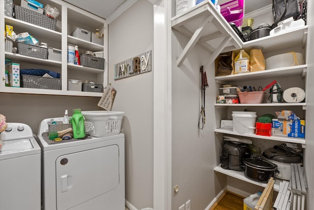 1123 Ridgeleigh Cir, Dalton, GA 30720 - laundry area featuring washer and clothes dryer