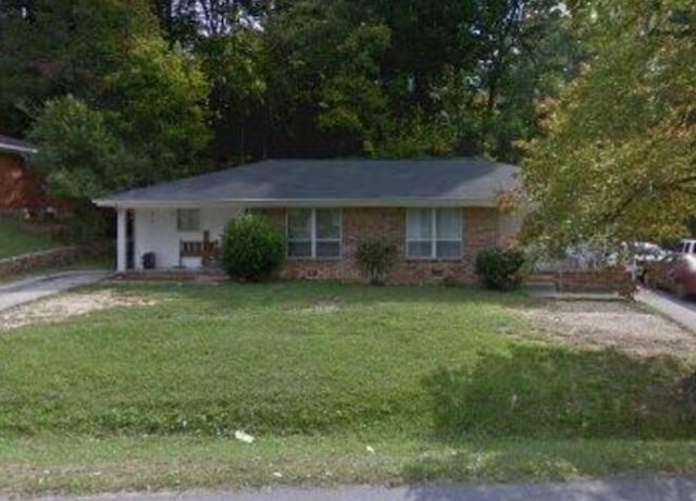 4458 Norcross Rd, Hixson, TN 37343 - ranch-style house featuring a front yard