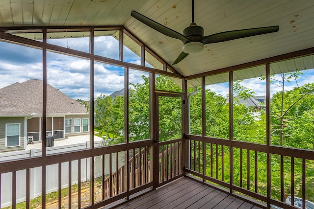 7817 Legacy Park Ct, Chattanooga, TN 37421 - unfurnished sunroom featuring vaulted ceiling and a ceiling fan