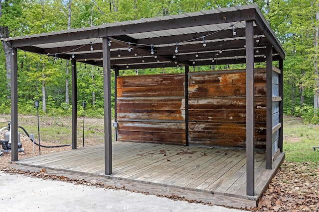 201 County Line Rd, Signal Mountain, TN 37377 - view of outbuilding featuring view of scattered trees