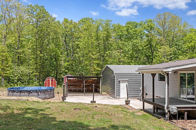 201 County Line Rd, Signal Mountain, TN 37377 - view of grassy yard with a covered pool and a patio