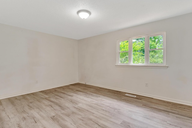 3910 Brock Rd, Chattanooga, TN 37421 - spare room with light wood-style flooring and baseboards