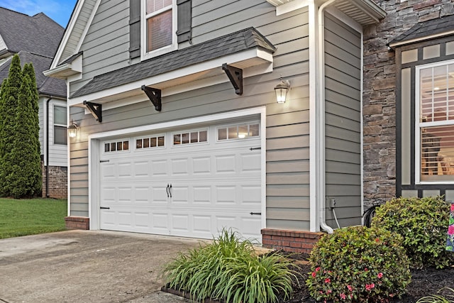 8802 Mckenzie Farm Dr, Ooltewah, TN 37363 - garage featuring concrete driveway