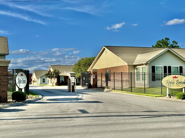 1501 Applebrook Dr, Rossville, GA 30741 - view of front of house