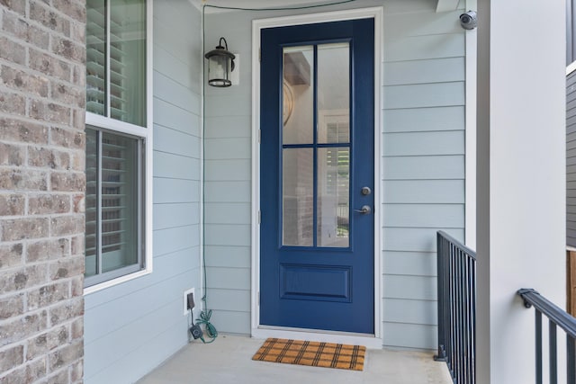 1328 Carrington Way, Chattanooga, TN 37405 - entrance to property with covered porch and a surveillance system