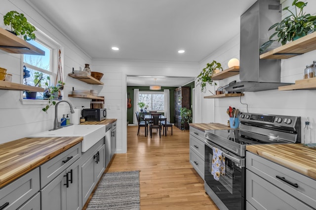 3804 Northview Ave, Chattanooga, TN 37412 - kitchen with open shelves, butcher block countertops, stainless steel appliances, crown molding, and recessed lighting