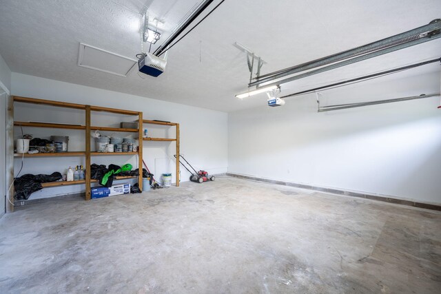 14 Castleview Ct, Ringgold, GA 30736 - garage with a garage door opener