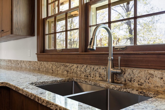 1116 Cumberland Rd, Chattanooga, TN 37419 - kitchen view of light stone countertops