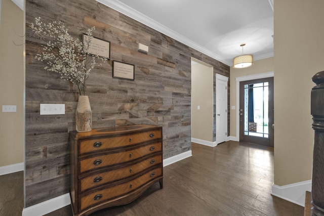 7310 Huntley Ln, Chattanooga, TN 37421 - foyer entrance featuring ornamental molding and dark wood-style flooring