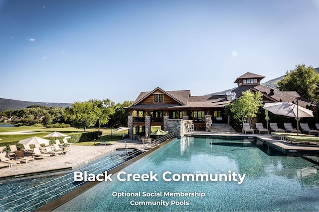4850 Amethyst Rd Unit 904, Chattanooga, TN 37419 - community pool with a patio