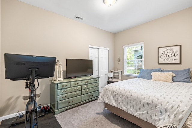 818 Dunlap Ave, Chattanooga, TN 37412 - carpeted bedroom featuring a closet