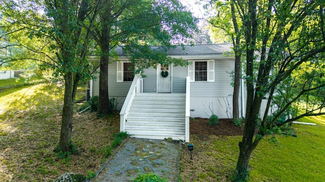 818 Dunlap Ave, Chattanooga, TN 37412 - view of front of property with stairway, roof with shingles, and a front yard