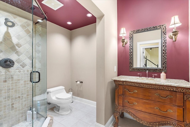 full bathroom featuring toilet, baseboards, a shower stall, vanity, and recessed lighting
