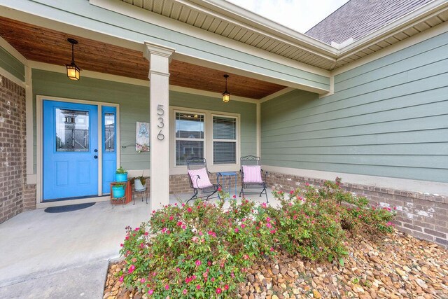 536 Live Oak Rd, Ringgold, GA 30736 - doorway to property featuring a porch