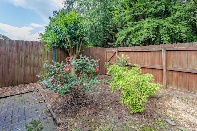 view of fenced backyard