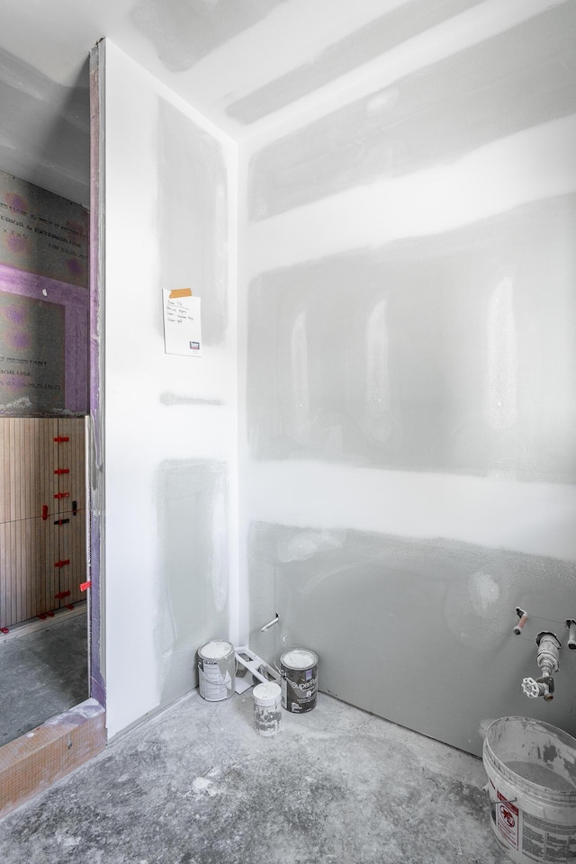 1204 Buckley St, Chattanooga, TN 37404 - view of bathroom