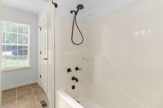 1623 Devlan Forest Ln, Signal Mountain, TN 37377 - full bathroom with tub / shower combination, plenty of natural light, and tile patterned flooring