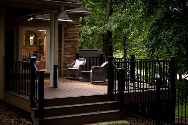 9416 Royal Mountain Dr, Chattanooga, TN 37421 - view of wooden terrace