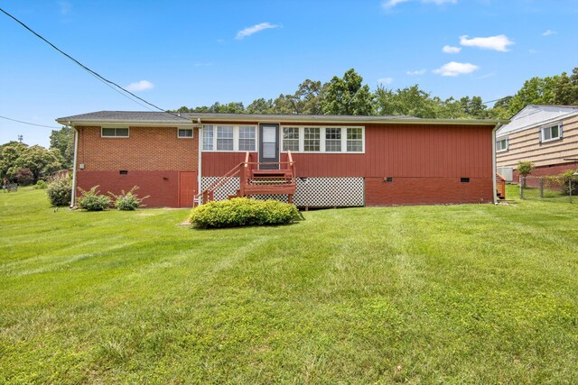 3502 Oak Ridge Dr, Chattanooga, TN 37415 - rear view of property featuring crawl space and brick siding