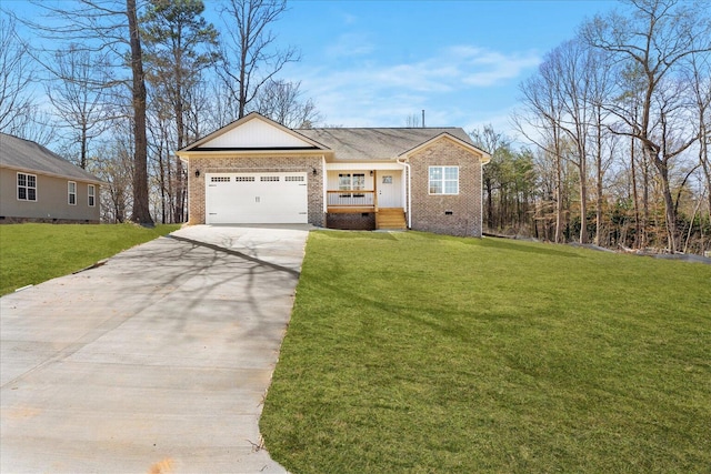 118 Earls Way, Chatsworth, GA 30705 - view of front facade with brick siding, driveway, a front yard, and a garage