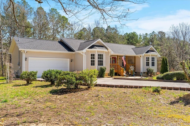 132 Katie Ln, Chatsworth, GA 30705 - single story home featuring an attached garage and covered porch