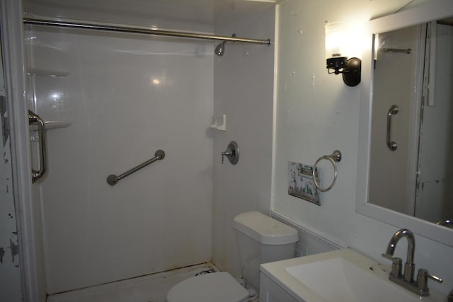 170 Lavenia Cir, Chickamauga, GA 30707 - bathroom with a shower, toilet, and vanity