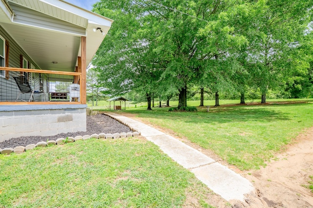 976 Chamberlain Rd, Lafayette, GA 30728 - view of green lawn with a gazebo
