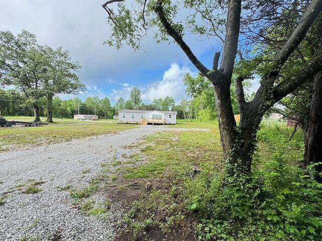 724 Old Cemetery Rd, Madisonville, TN 37354 - photo 31