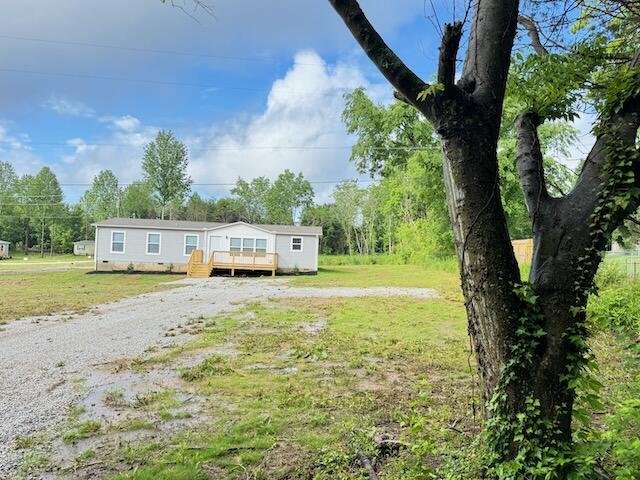 724 Old Cemetery Rd, Madisonville, TN 37354 - photo 1