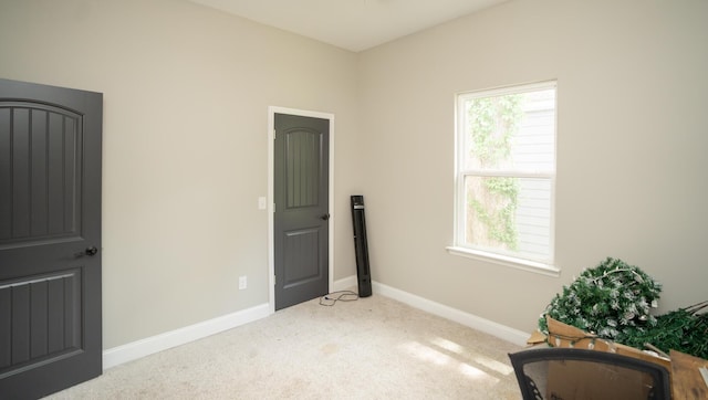 714 W 42nd St, Chattanooga, TN 37410 - sitting room featuring carpet and baseboards